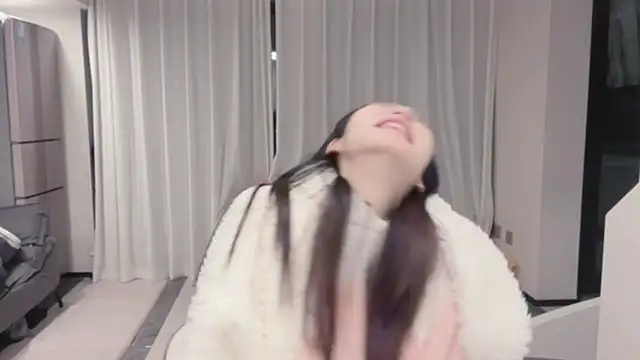 ZhaoZhao-ZM online show from 11/04/25, 01:43