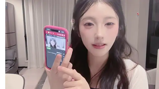 ZhaoZhao-ZM online show from 11/18/25, 02:32