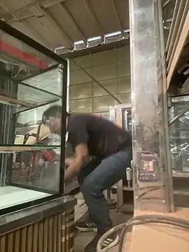 Snapshot of True_Di chatting on 12/13/25, 08:25 True Di online show from 12/13/25, 08:25