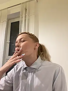 Snapshot of AnyaHellCat chatting on 09/30/25, 05:51 AnyaHellCat online show from 09/30/25, 05:51