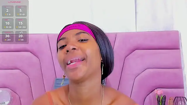 MarianRosse online show from 11/19/25, 06:19