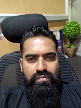 Snapshot of roshankakol chatting on 11/19/25, 10:04 roshankakol online show from 11/19/25, 10:04