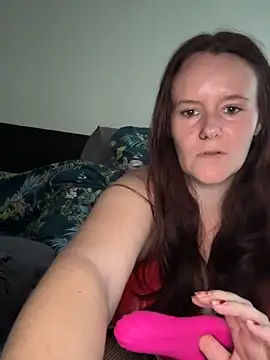 marialuna88 online show from 11/02/25, 12:07