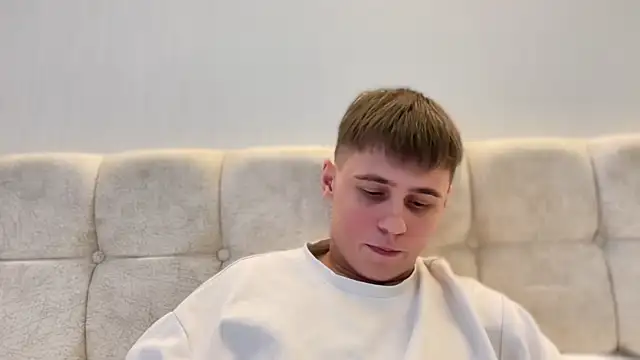 Tyler Garner online show from 09/12/25, 01:33