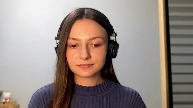 Snapshot of SoulHiperAgne_ chatting on 09/29/25, 03:50 SoulHiperAgne online show from 09/29/25, 03:50