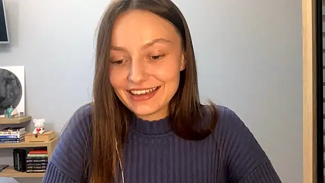 Snapshot of SoulHiperAgne_ chatting on 10/31/25, 02:07 SoulHiperAgne online show from 10/31/25, 02:07