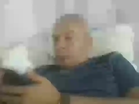 Snapshot of ALFRERM chatting on 10/06/25, 01:14 ALFRERM online show from 10/06/25, 01:14