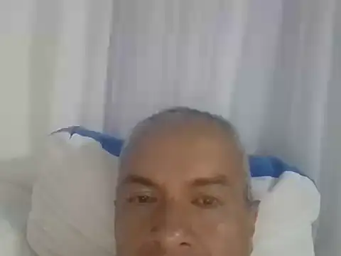 Snapshot of ALFRERM chatting on 11/09/25, 12:42 ALFRERM online show from 11/09/25, 12:42