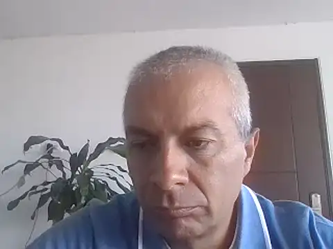 Snapshot of ALFRERM chatting on 11/17/25, 03:40 ALFRERM online show from 11/17/25, 03:40