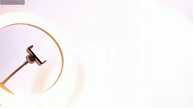 Snapshot of Sweet_poetryy chatting on 10/29/25, 03:03 Sweet poetryy online show from 10/29/25, 03:03