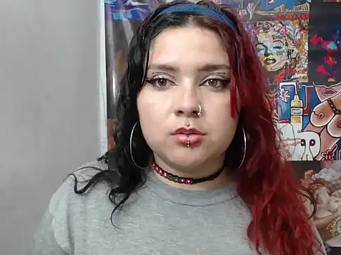 Curvy-Queen online show from 10/09/25, 03:15