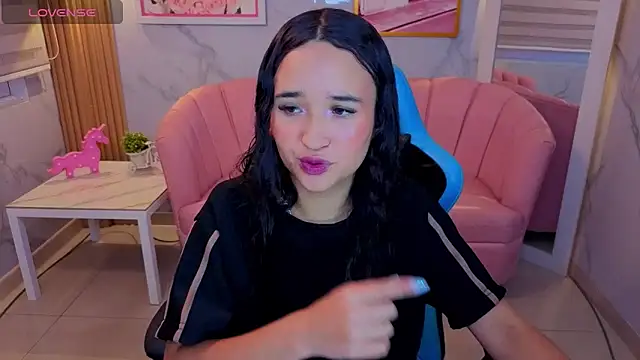 bella vibess s online show from 06/14/26, 02:46