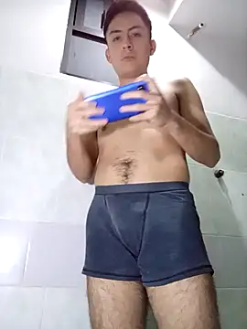 Snapshot of aczinovelez342 chatting on 10/07/25, 06:10 aczinovelez342 online show from 10/07/25, 06:10