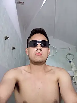 Snapshot of aczinovelez342 chatting on 11/20/25, 06:57 aczinovelez342 online show from 11/20/25, 06:57