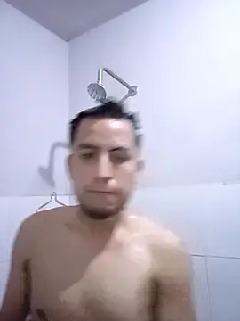 Snapshot of aczinovelez342 chatting on 12/03/25, 03:47 aczinovelez342 online show from 12/03/25, 03:47