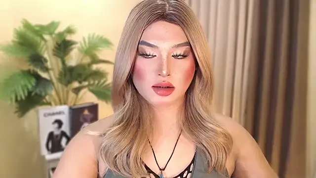 UrGoddess Kiera online show from 10/23/25, 05:01