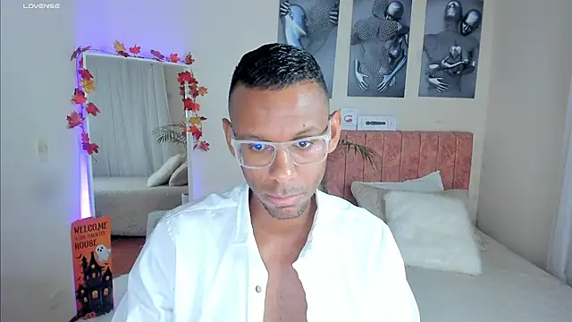 KingEdward  online show from 10/24/25, 10:22