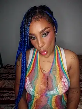 Snapshot of Queen_Amara chatting on 04/10/26, 04:17 Queen Amara online show from 04/10/26, 04:17
