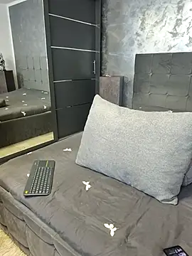 Sugar Nymph online show from 11/24/25, 04:23