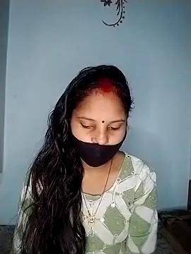 Komal-Rajput online show from 10/29/25, 07:54