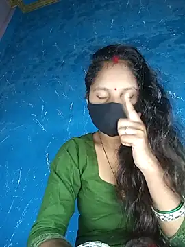 Komal-Rajput online show from 11/18/25, 06:40