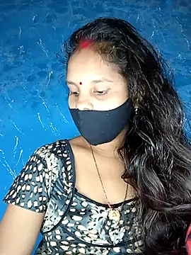 Komal-Rajput online show from 11/24/25, 05:40