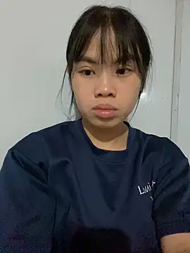 Snapshot of Aninej0211 chatting on 09/19/25, 06:37 Aninej0211 online show from 09/19/25, 06:37