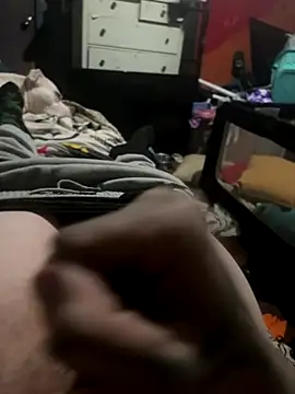 Snapshot of Nogudd chatting on 10/28/25, 05:15 Nogudd online show from 10/28/25, 05:15