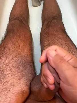 Snapshot of nicecock6900 chatting on 10/26/25, 08:31 nicecock6900 online show from 10/26/25, 08:31