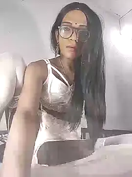 Winterbunny95 online show from 10/29/25, 09:49