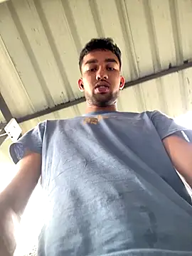 cutekaran online show from 10/24/25, 02:08
