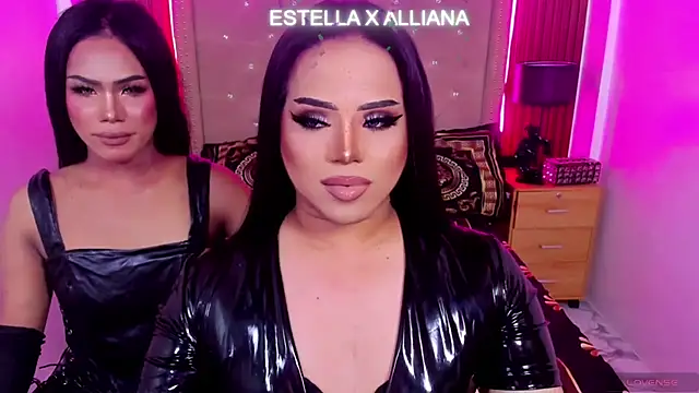 Snapshot of gordeushotcummer chatting on 10/15/25, 10:26 gordeushotcummer online show from 10/15/25, 10:26