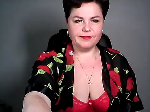 Snapshot of EllaLove2277 chatting on 12/04/25, 06:49 EllaLove2277 online show from 12/04/25, 06:49