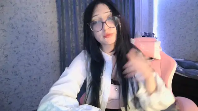 KeicyKlark online show from 10/07/25, 06:05