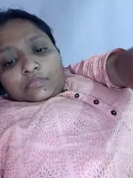 Snapshot of bitch-horny chatting on 09/18/25, 02:08 bitch-horny online show from 09/18/25, 02:08