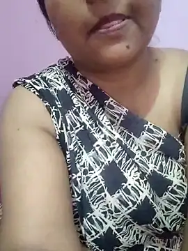 Snapshot of bitch-horny chatting on 10/03/25, 04:48 bitch-horny online show from 10/03/25, 04:48