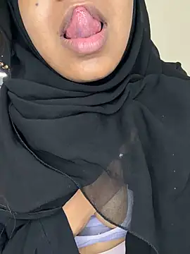 SpicykhalifaX online show from 06/08/26, 04:57