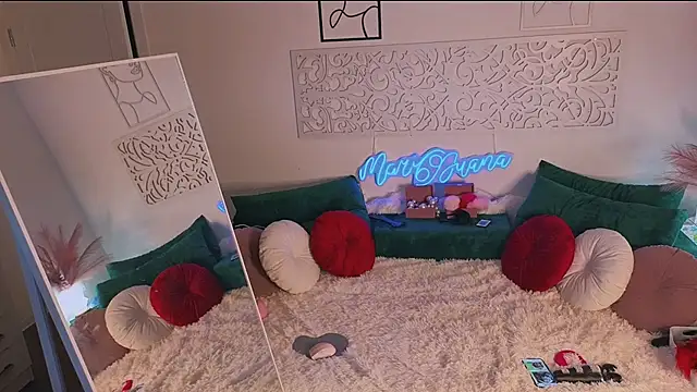 Snapshot of Mari69Juana chatting on 10/12/25, 06:07 Mari69Juana online show from 10/12/25, 06:07