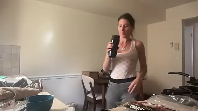 NurseStephania online show from 10/09/25, 03:32