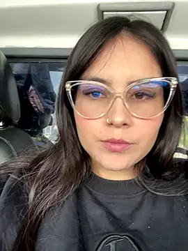 Snapshot of amberbakee chatting on 10/20/25, 04:07 amberbakee online show from 10/20/25, 04:07