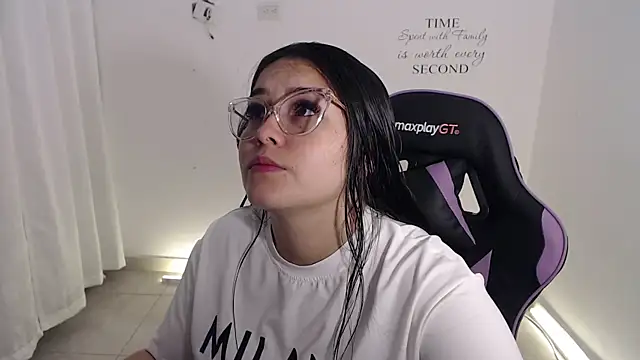 amberbakee online show from 06/10/26, 03:00