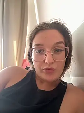 Bellatrisssaa online show from 09/14/25, 10:03