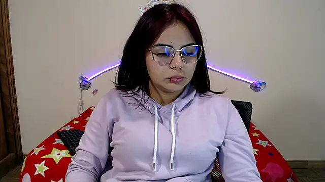 Snapshot of Valeryxs chatting on 11/01/25, 07:49 Valeryxs online show from 11/01/25, 07:49