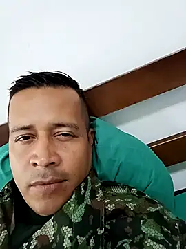 Snapshot of alejos81 chatting on 11/09/25, 06:50 alejos81 online show from 11/09/25, 06:50