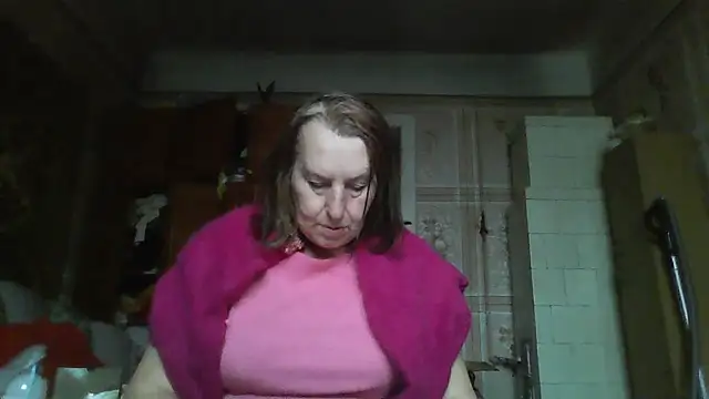 AnnaLive570 online show from 11/23/25, 07:41