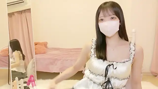 Snapshot of roachan_ chatting on 02/07/26, 03:16 roachan online show from 02/07/26, 03:16
