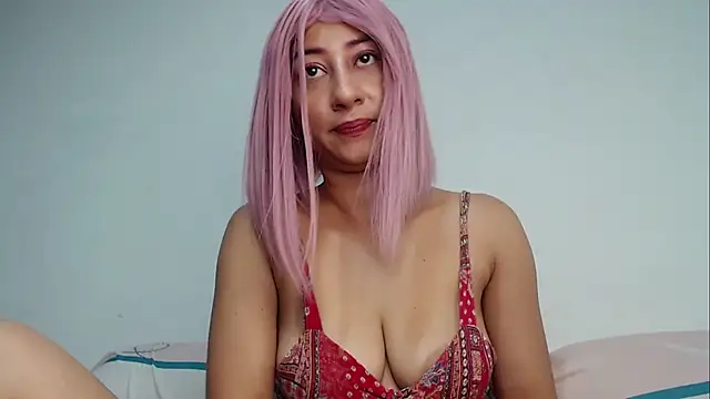 Snapshot of MoonScarlett chatting on 10/17/25, 04:53 MoonScarlett online show from 10/17/25, 04:53