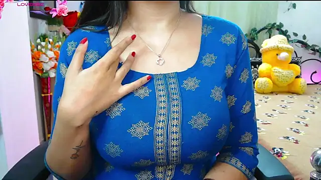 WildDimpi 0 online show from 12/03/25, 06:28