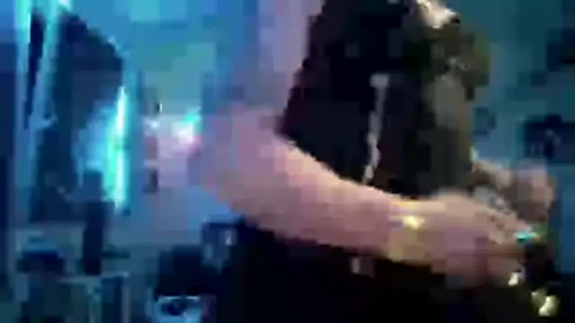 Snapshot of hellgirl1980 chatting on 11/30/25, 02:26 hellgirl1980 online show from 11/30/25, 02:26