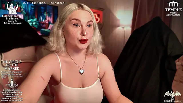Snapshot of Wounded_Goddess_ chatting on 11/14/25, 04:06 Wounded Goddess online show from 11/14/25, 04:06